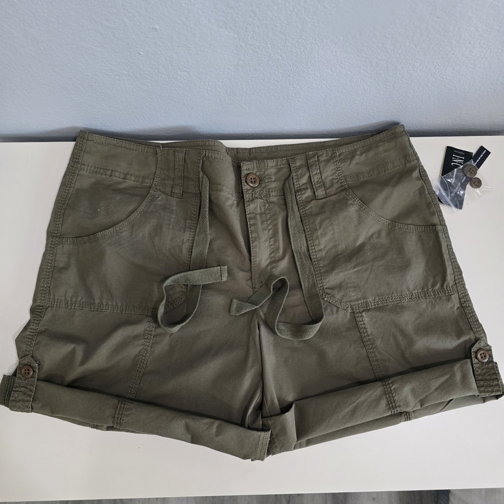 INC International Concepts Khaki Women's Cargo Shorts
